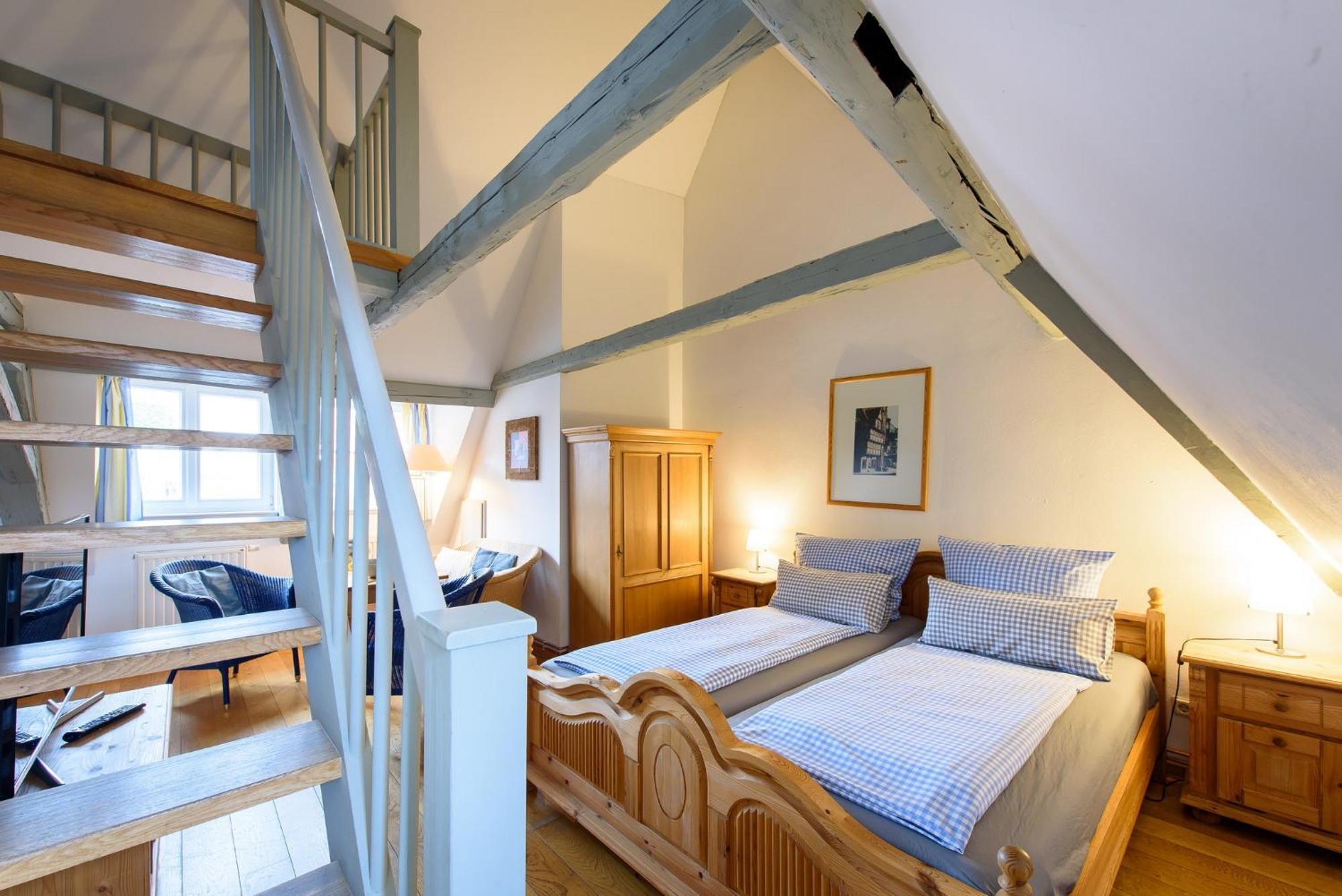 Hotel Pension St Nikolai เควดลินบวร์ก ภายนอก รูปภาพ