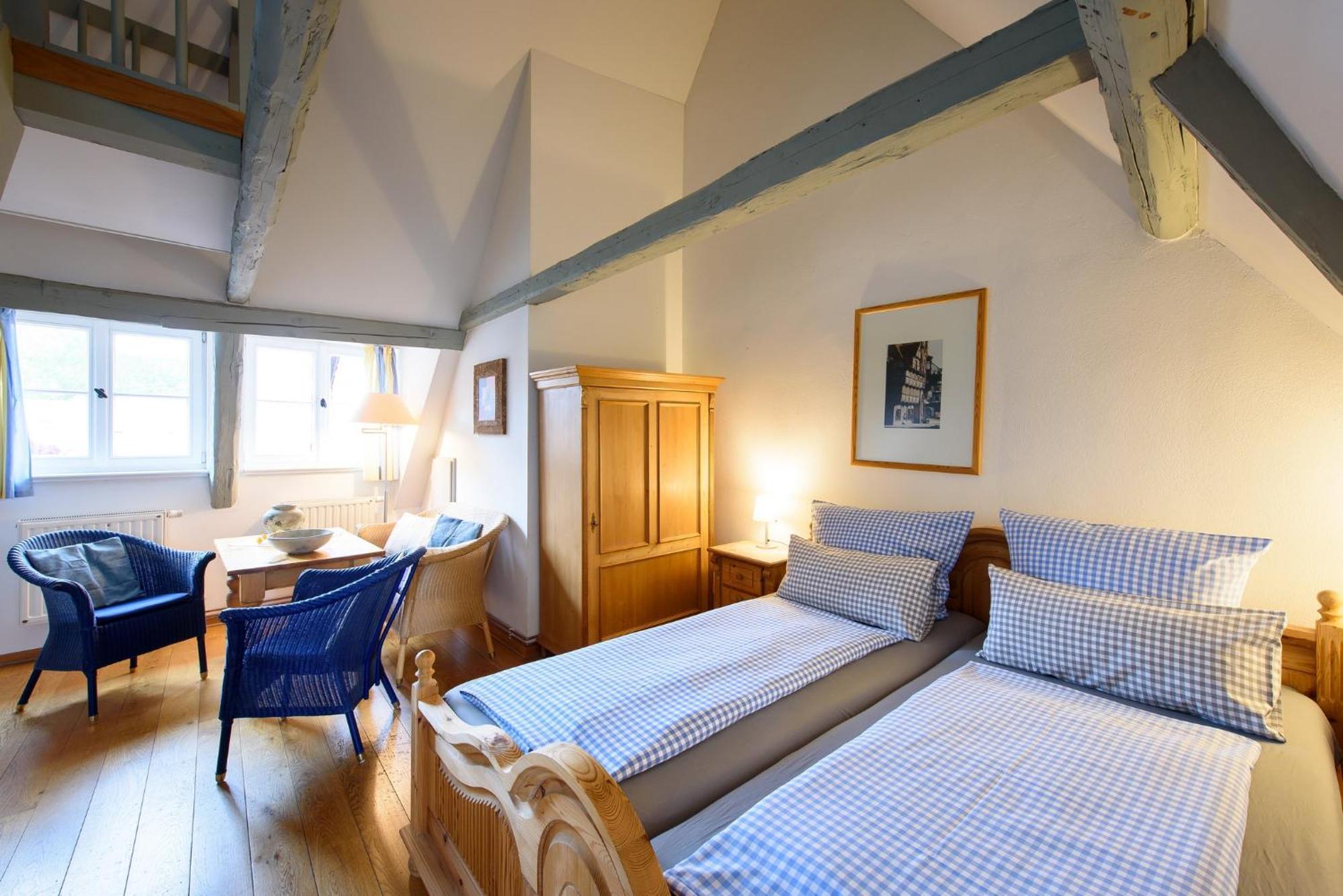 Hotel Pension St Nikolai เควดลินบวร์ก ภายนอก รูปภาพ