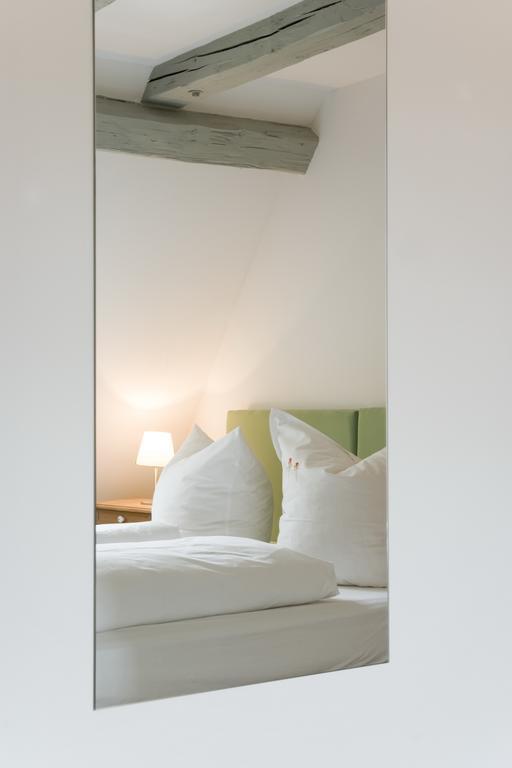 Hotel Pension St Nikolai เควดลินบวร์ก ภายนอก รูปภาพ